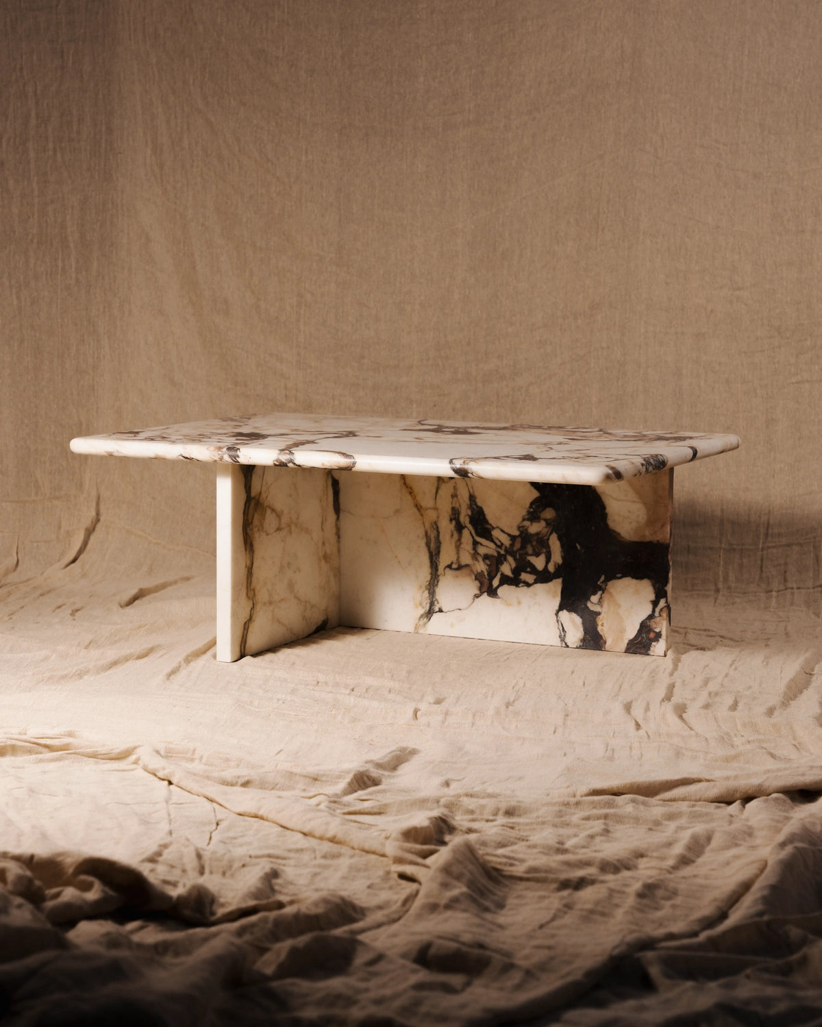 Console en marbre Calacatta Viola réalisée sur mesure